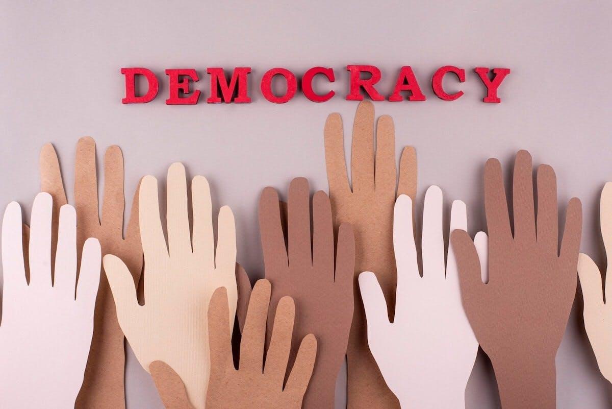 ScreenCloud Article - What is Workplace Democracy? Creating an More Open Organization