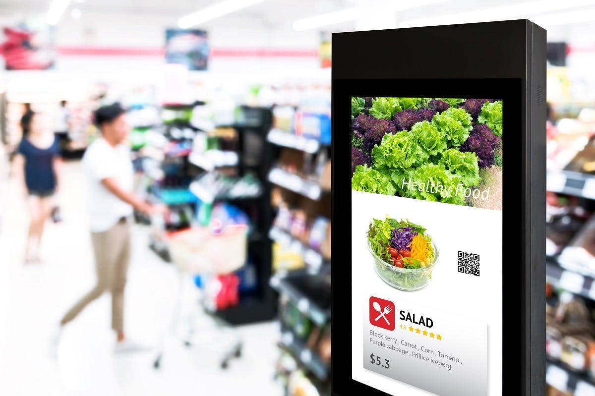 ScreenCloud Article - Creative Ways to Use Digital Displays for Retail