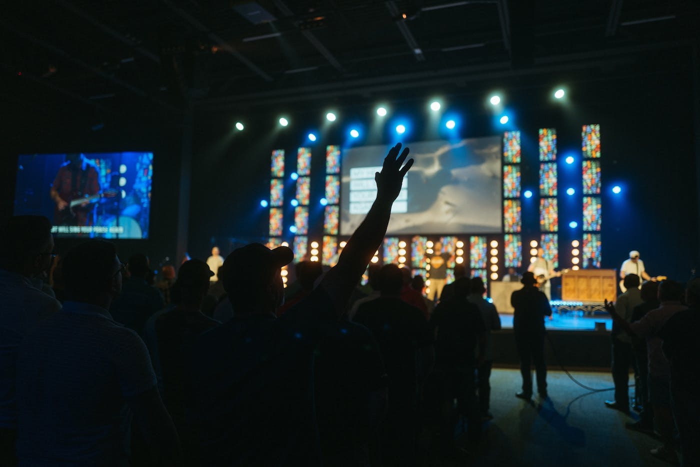 ScreenCloud Article - The ScreenCloud Guide to Church LED Video Walls