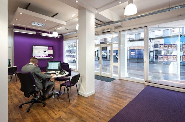ScreenCloud Article - How Office Screens Portray Company Culture