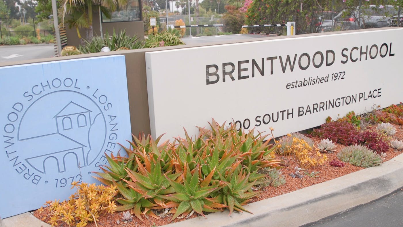 ScreenCloud Article - Brentwood School Has Found Digital Signage to Be an Elegant and Timely Way of Communicating with Students and Their Parents