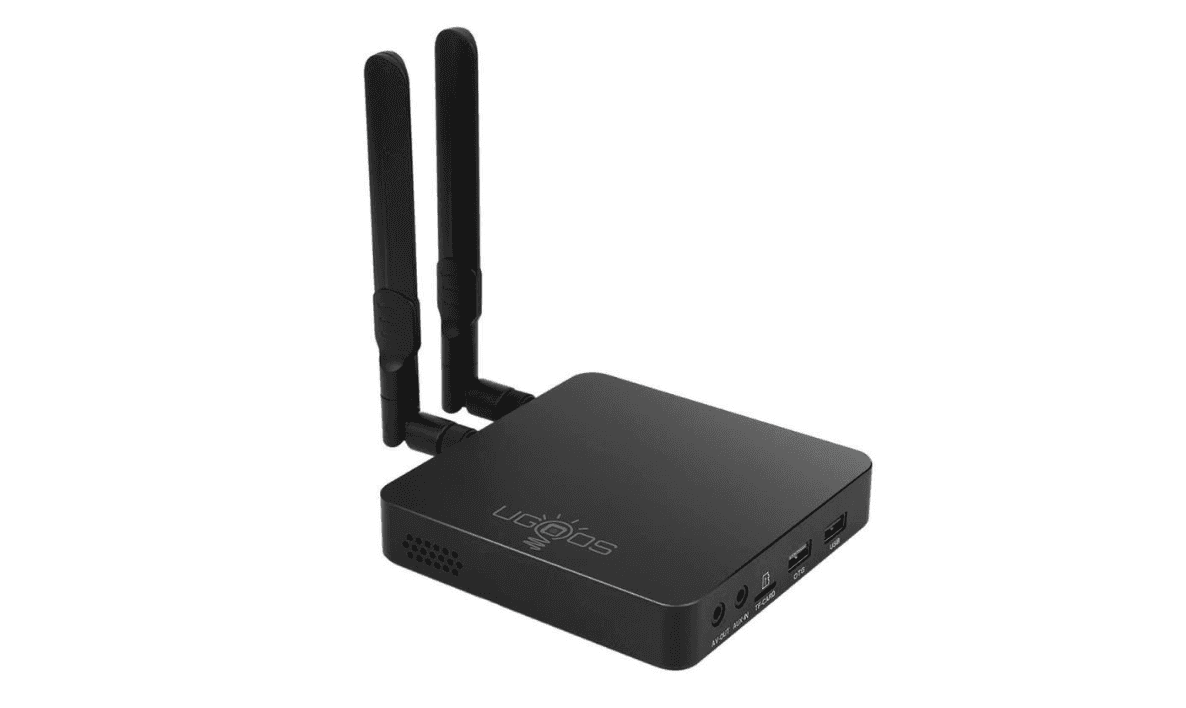 digital signage media players